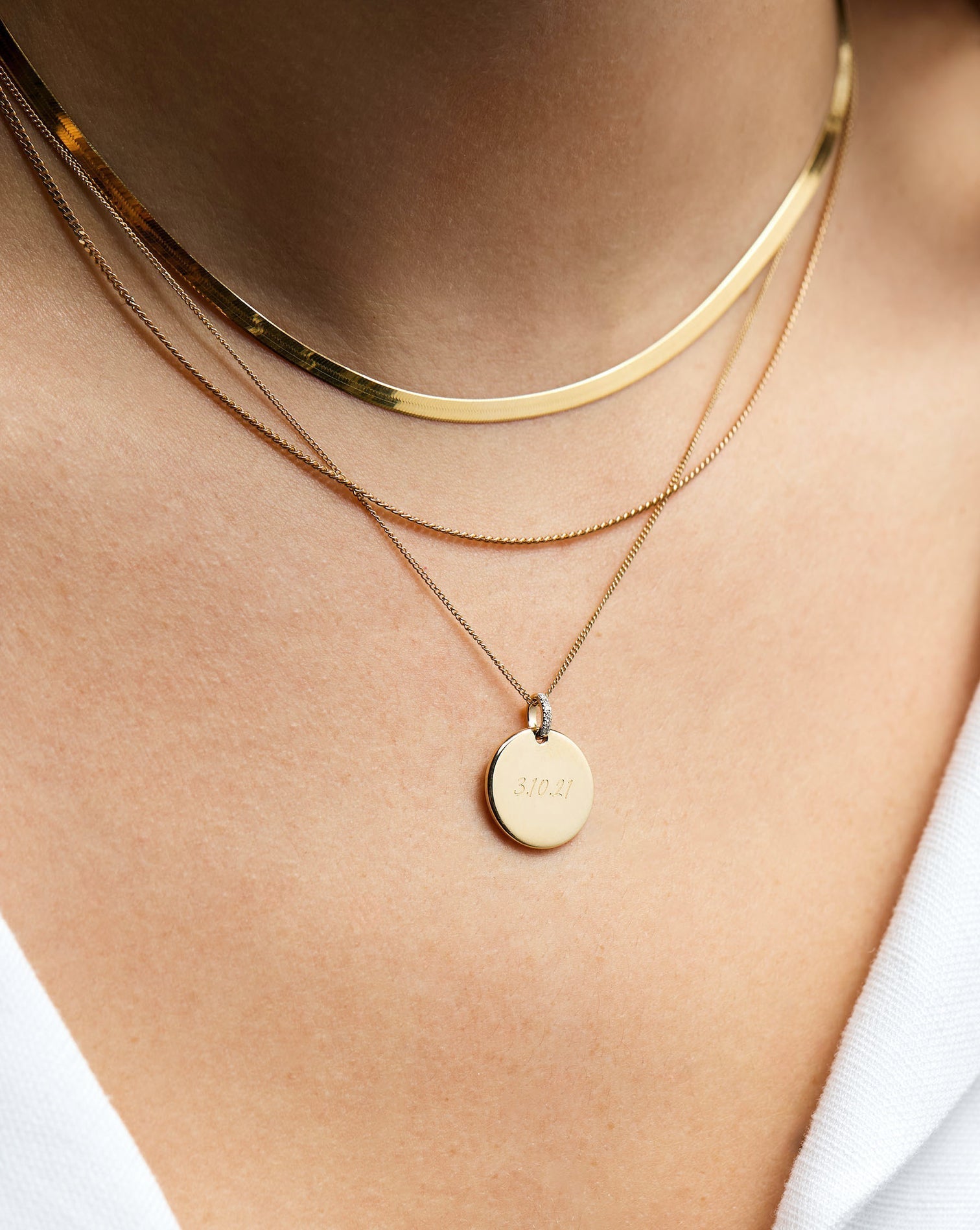 Engravable Round Pendant
