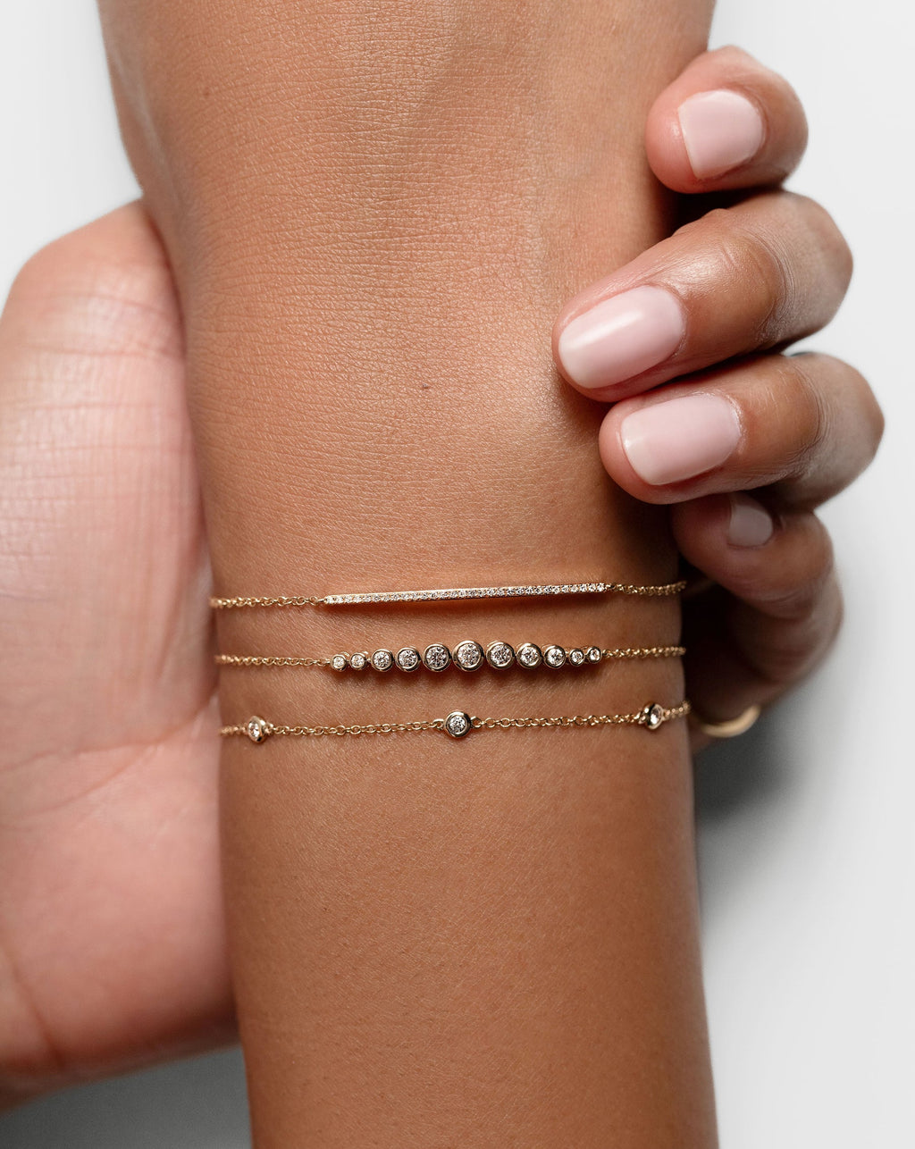 Graduated Diamond Bezel Soft Chain Bracelet
