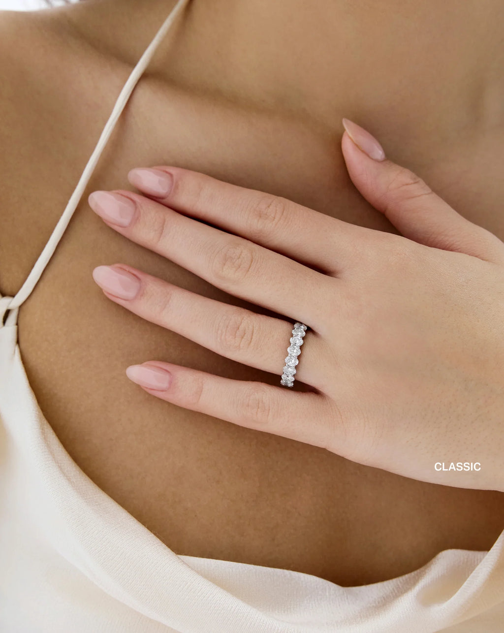 Oval 3/4 Diamond Band