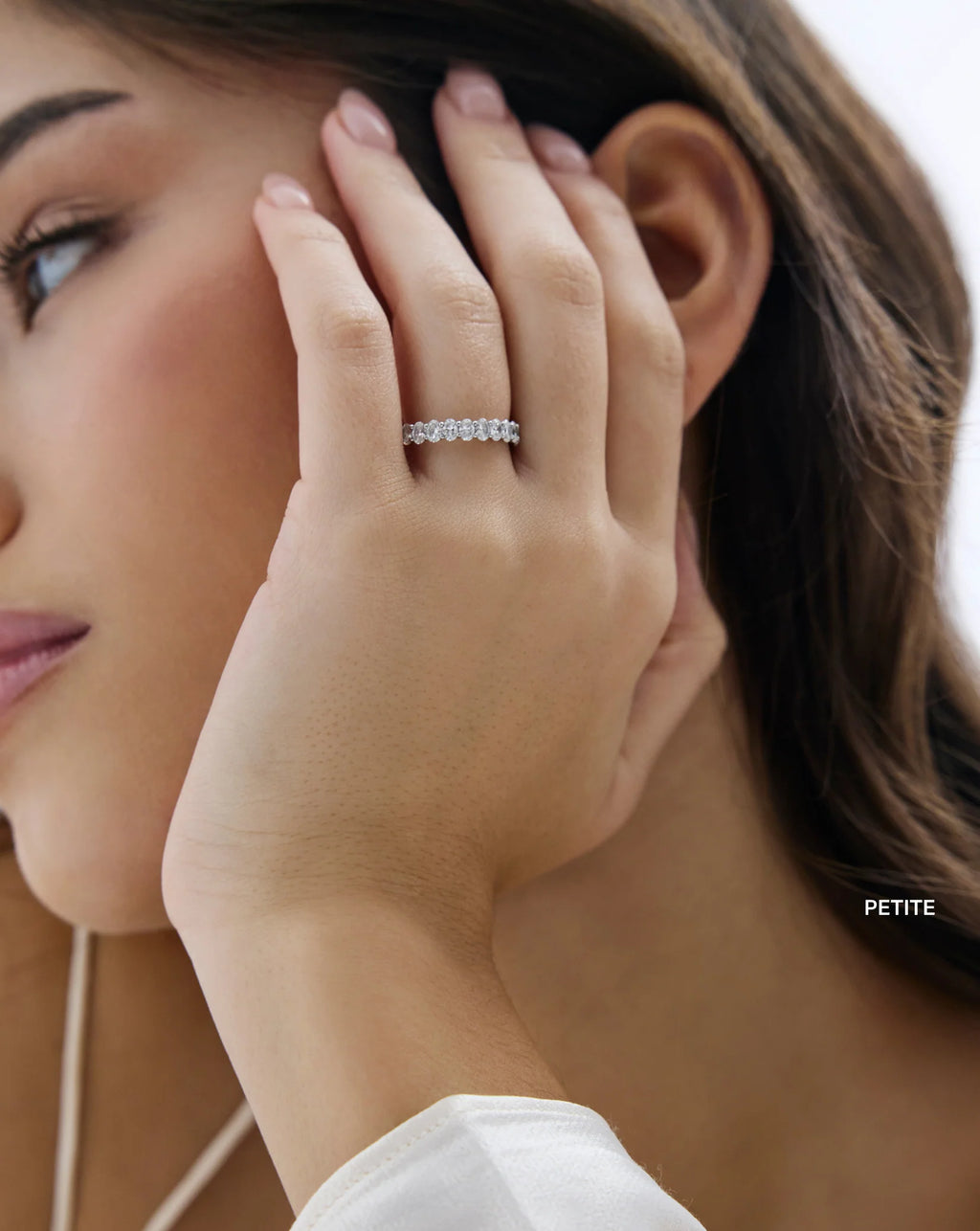 Oval 3/4 Diamond Band