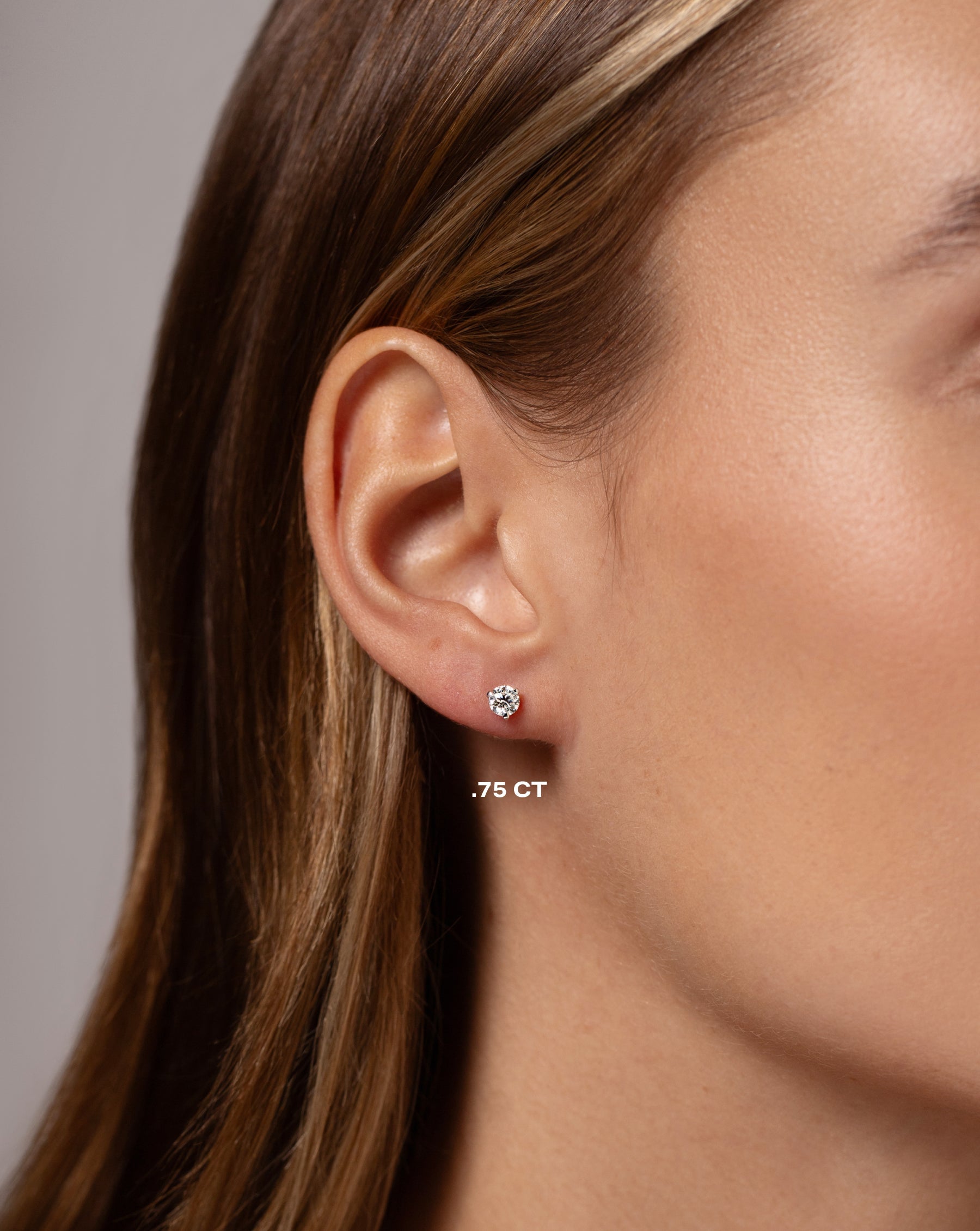 Round Diamond Studs