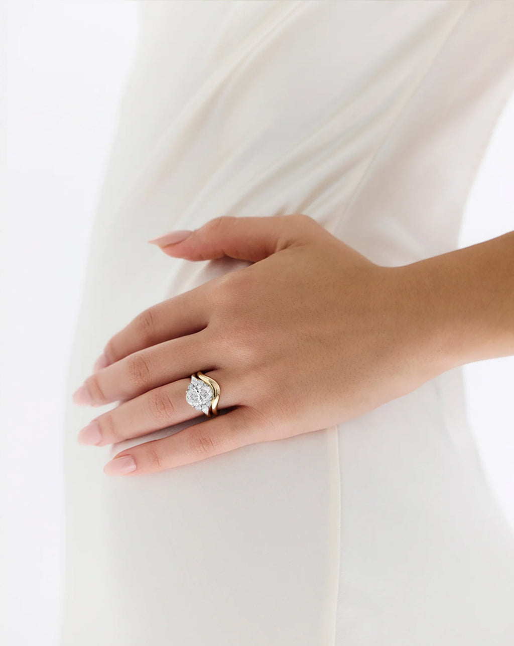 3.08 Oval Lab Diamond in The Ivy