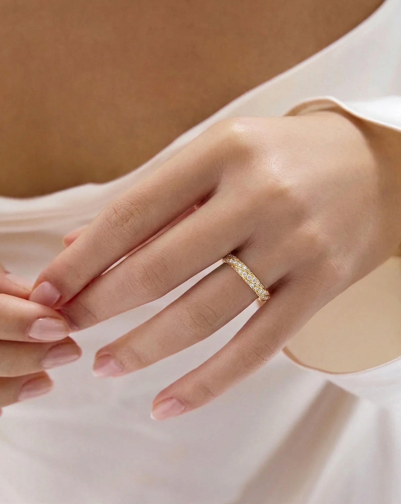 Twisted Diamond Band