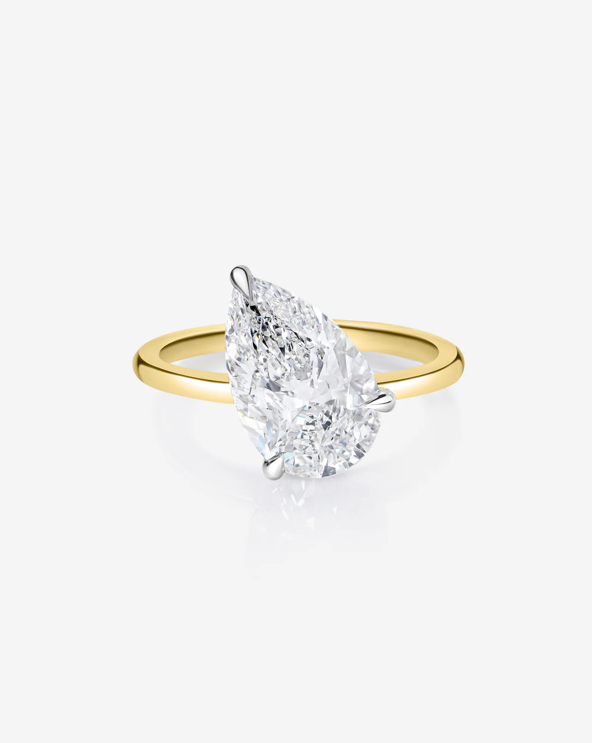 5.19 Emerald & Pear Lab Diamond in Whisper Thin® Duet