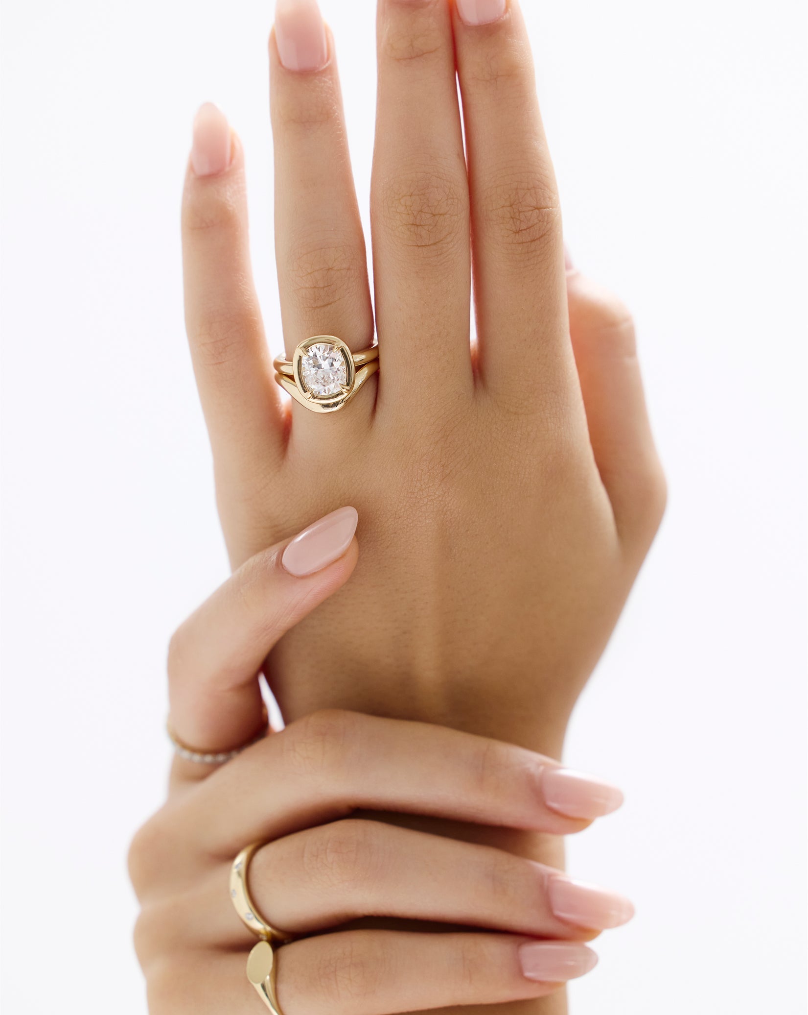 3.02 Cushion Lab Diamond in Cloud Bezel