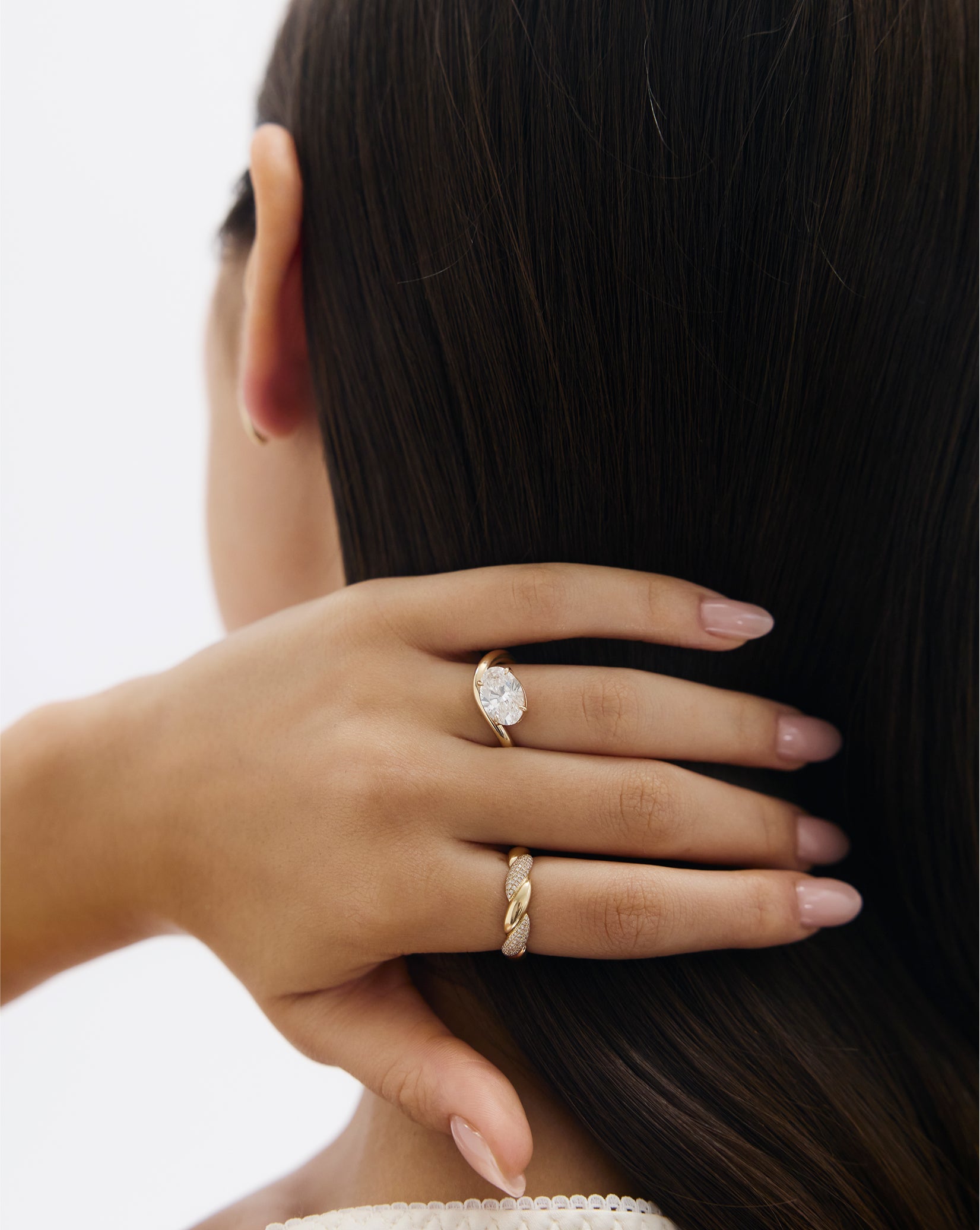 3.30 Oval Lab Diamond in The Wave