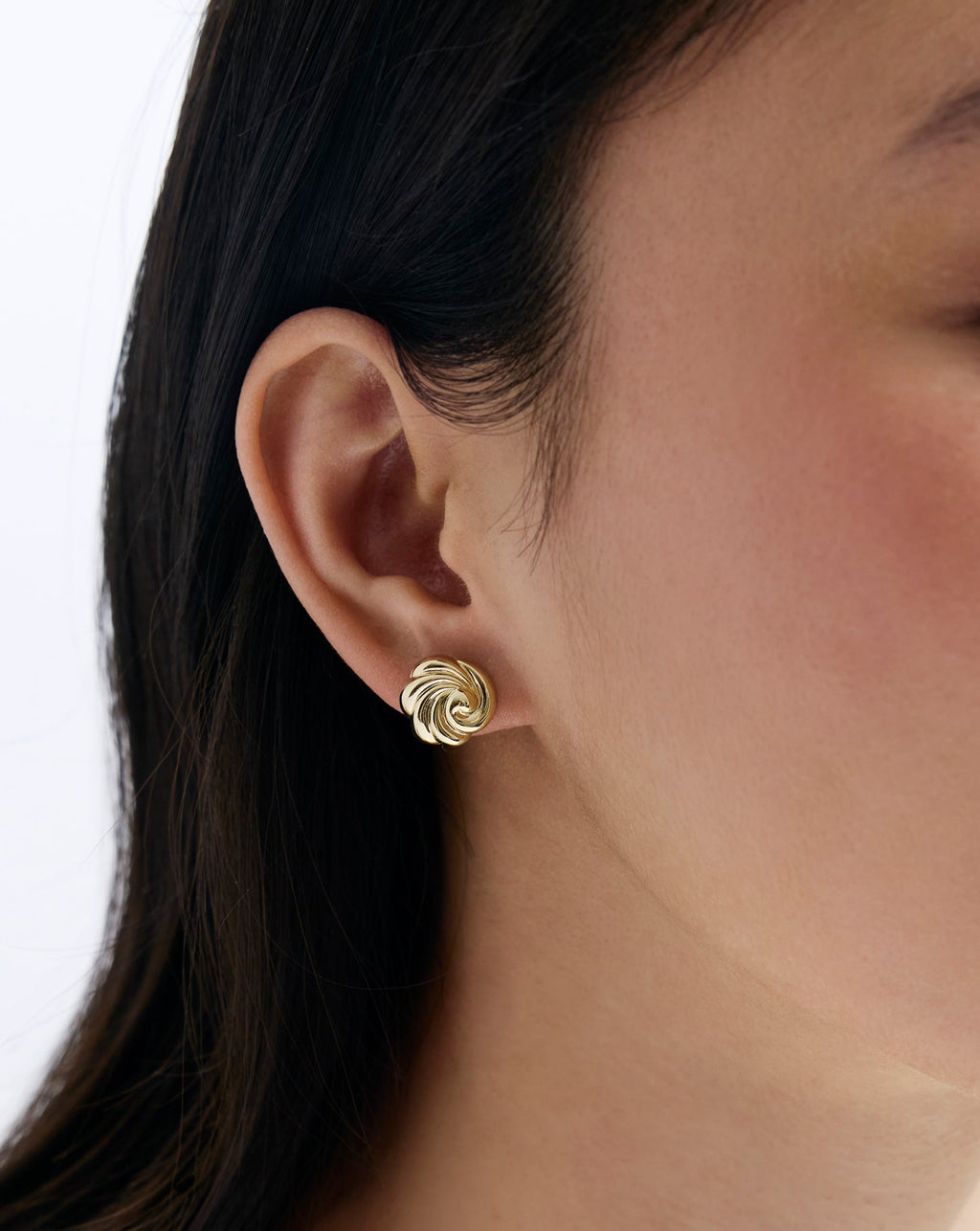 Swirling Studs
