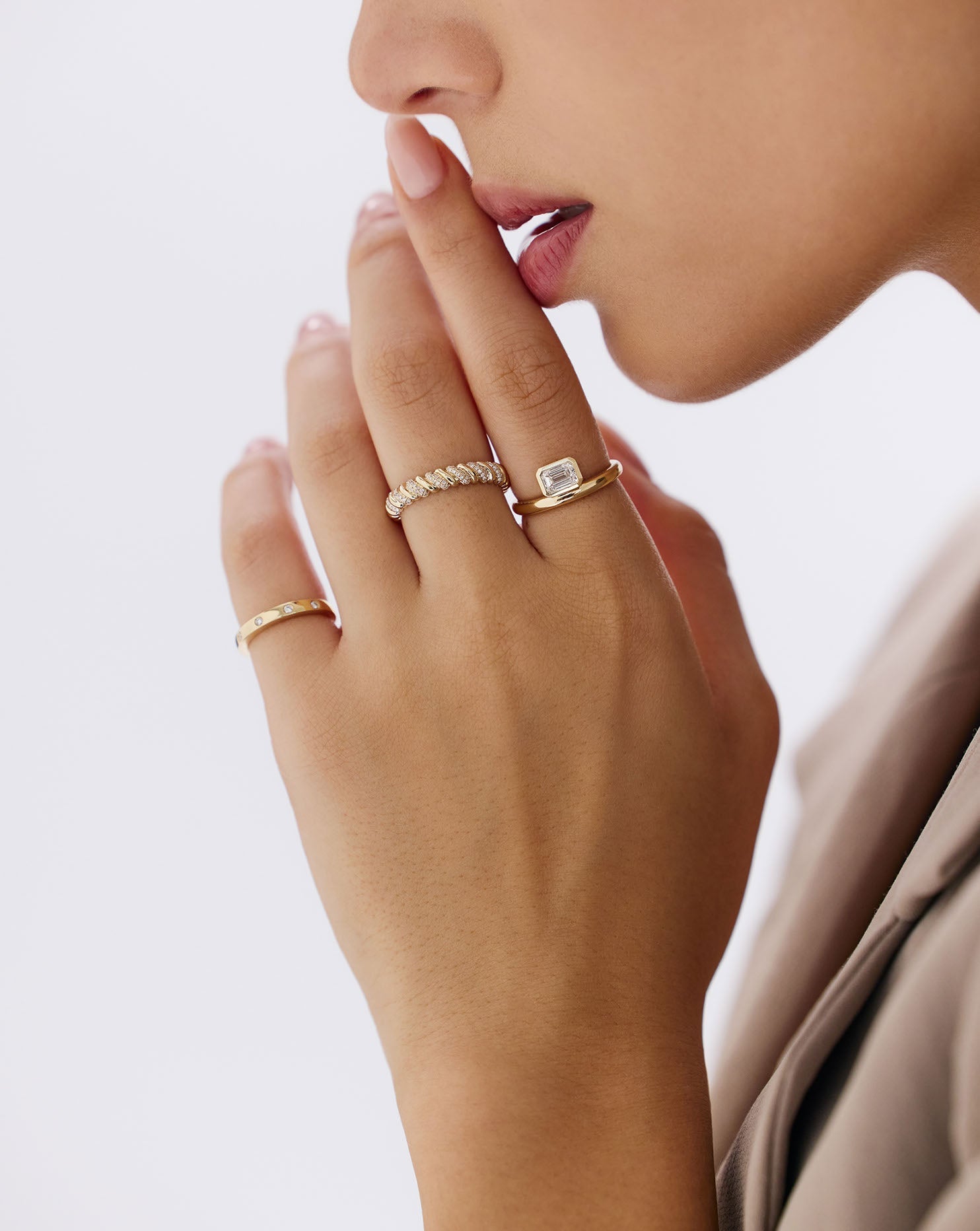 Inlay Diamond Ring