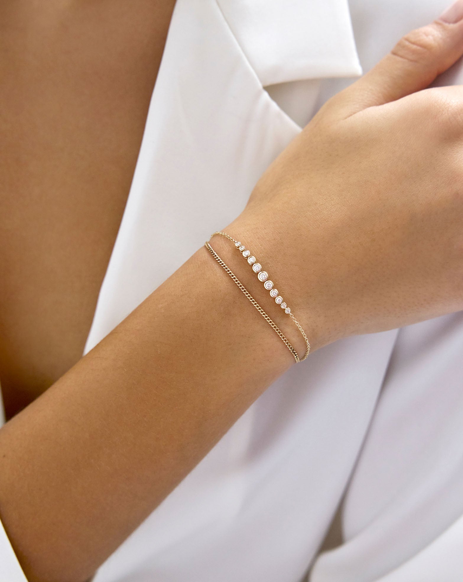 Graduated Diamond Bezel Soft Chain Bracelet