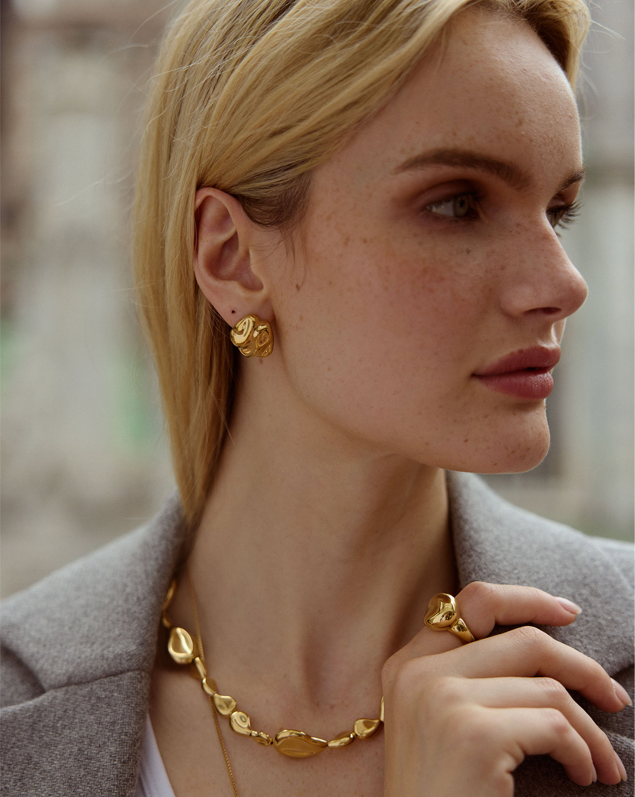 Forma Studs