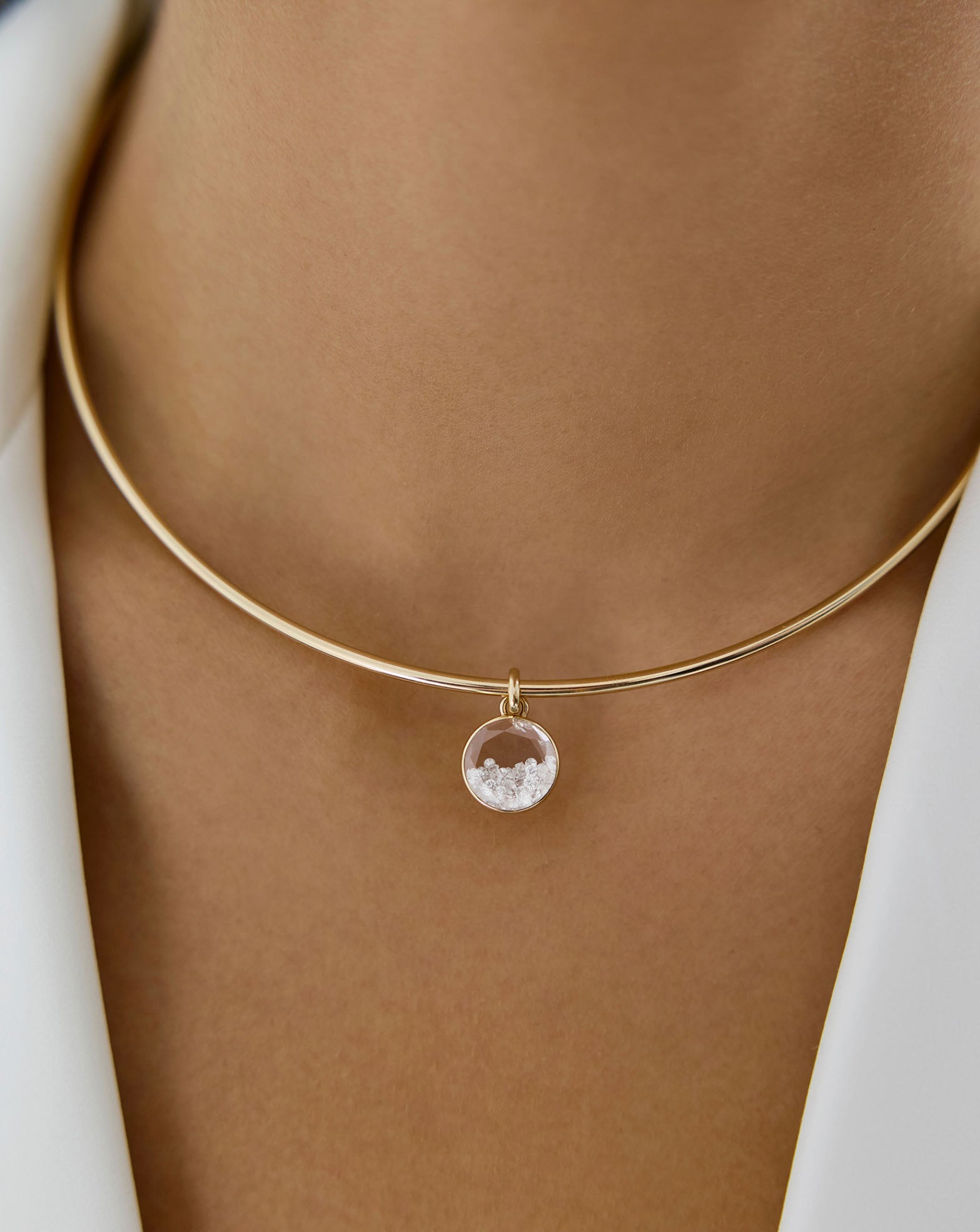 Shaker Round Pendant