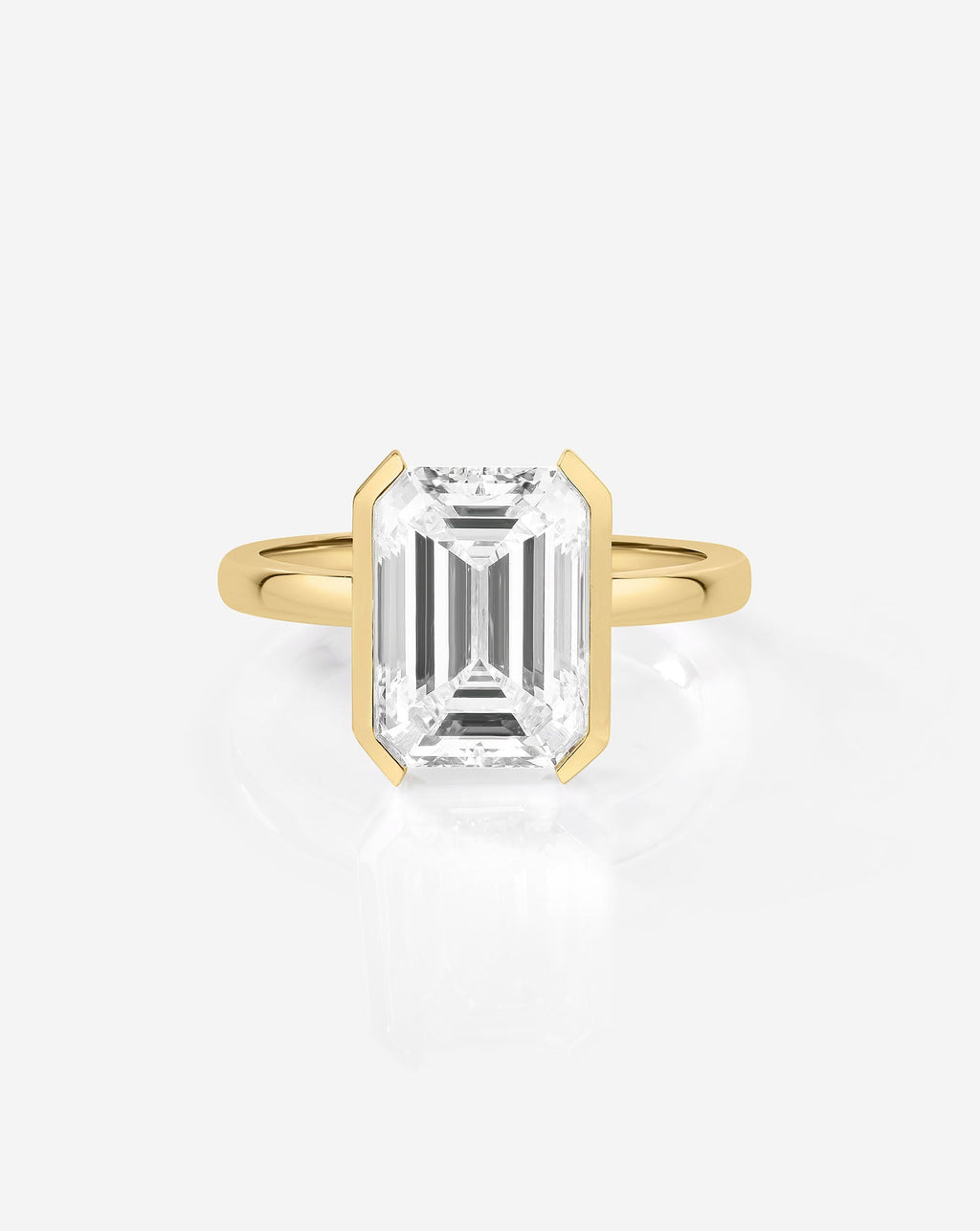 3.01 Emerald Lab Diamond in The Edge