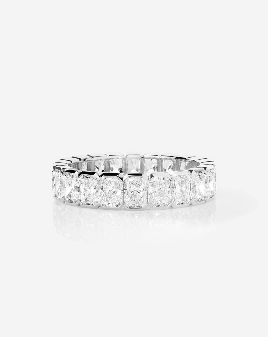 The Edge Radiant Diamond Eternity Band