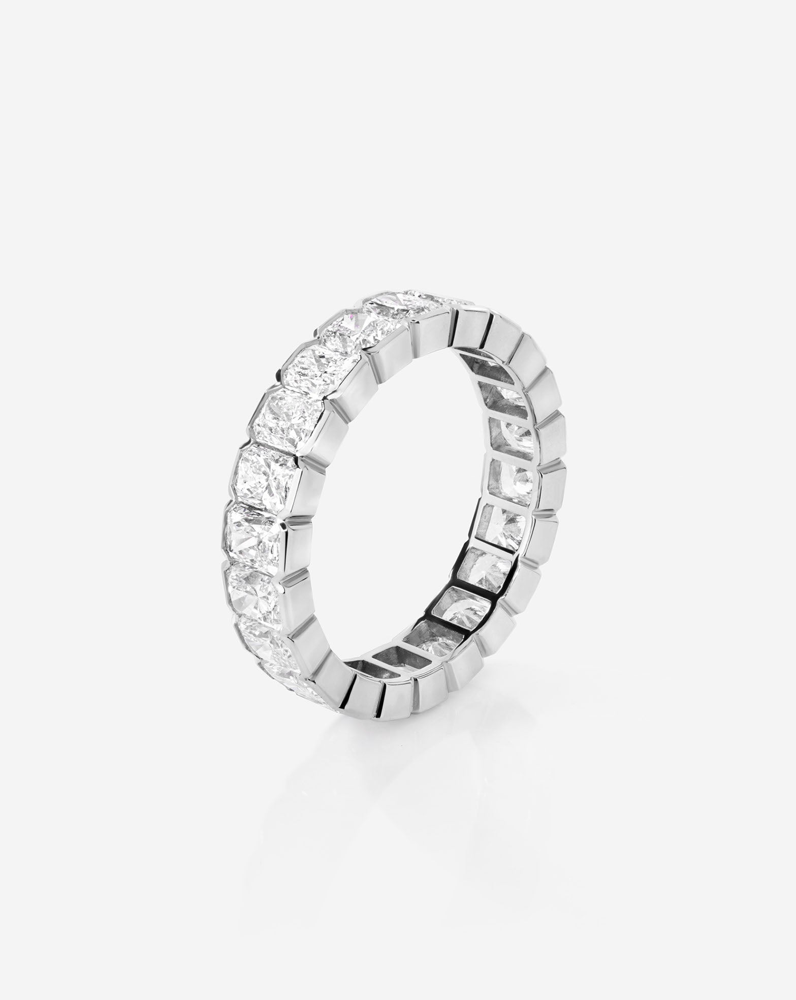 The Edge Radiant Diamond Eternity Band