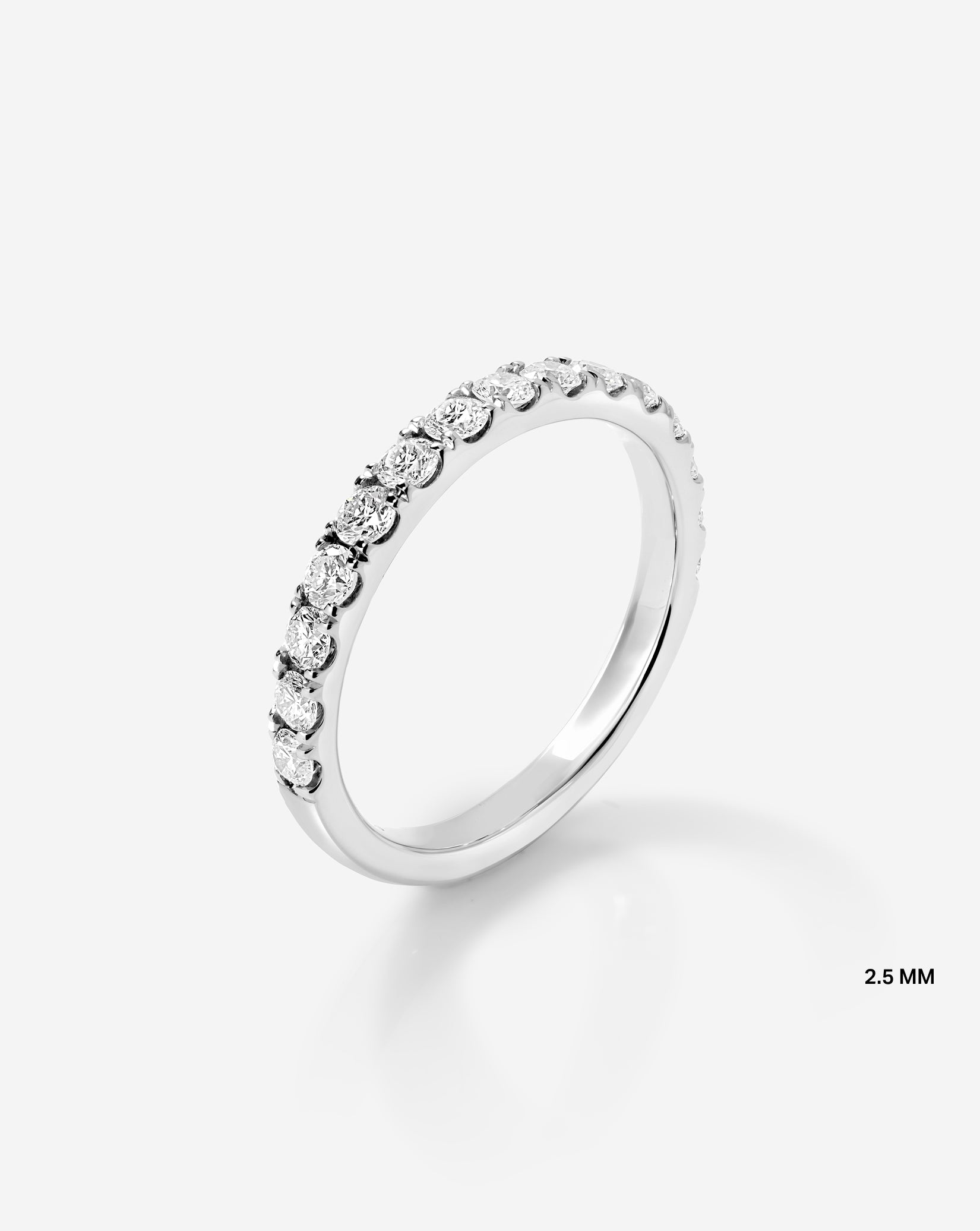 2.5 mm Classic Lab Diamond Band | Platinum