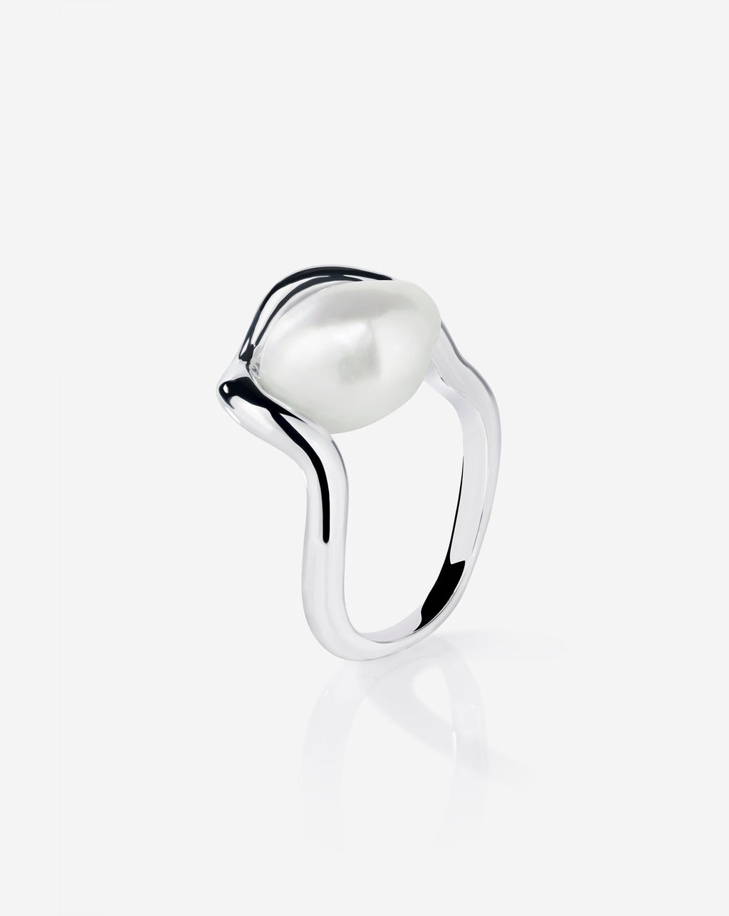 Coco Pearl Ring