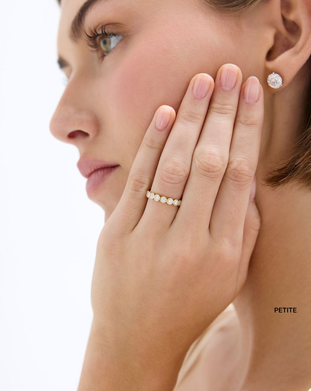 Lab Diamond Round Bezel Eternity Band