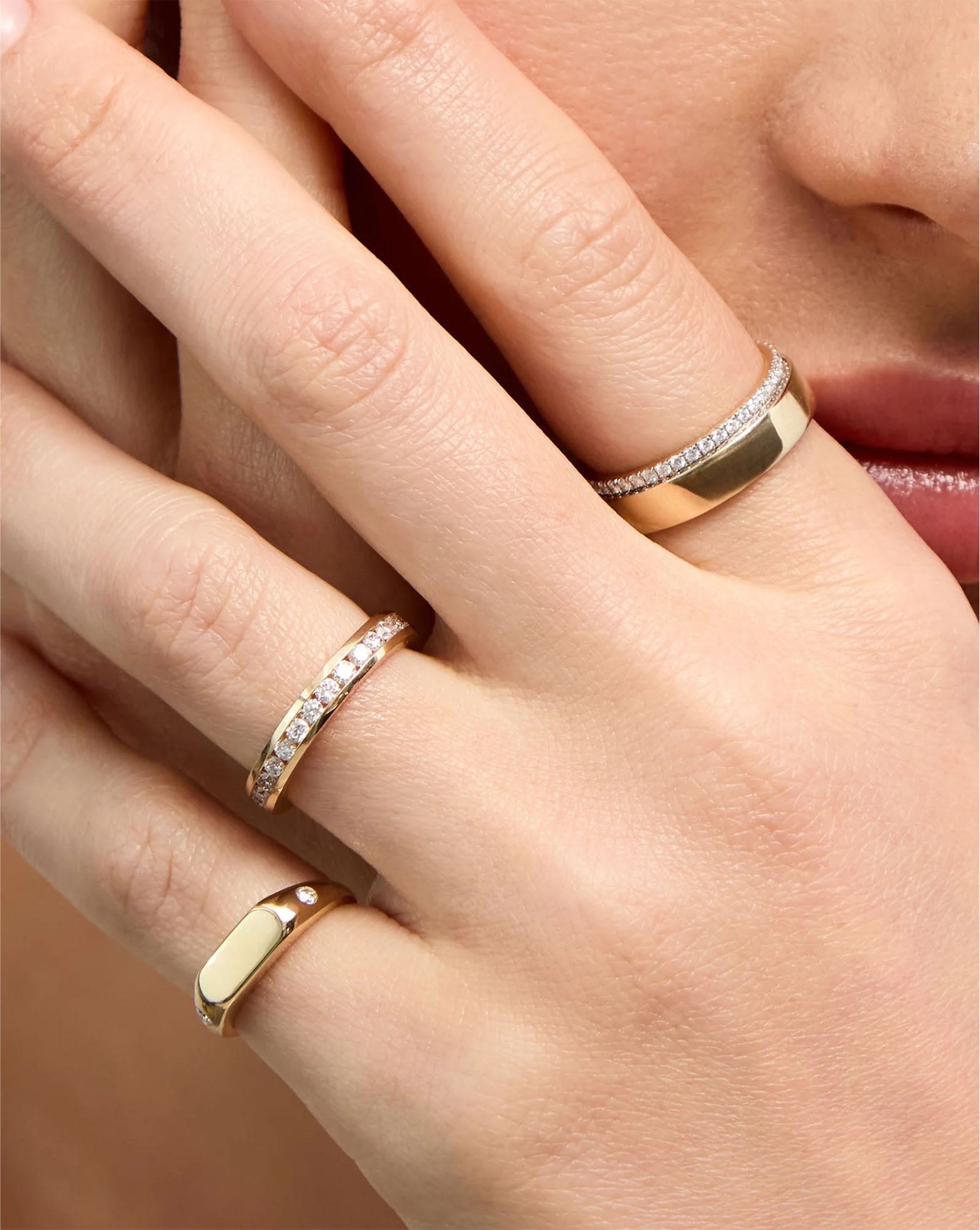 Round Lab Diamond Channel Set Half Band