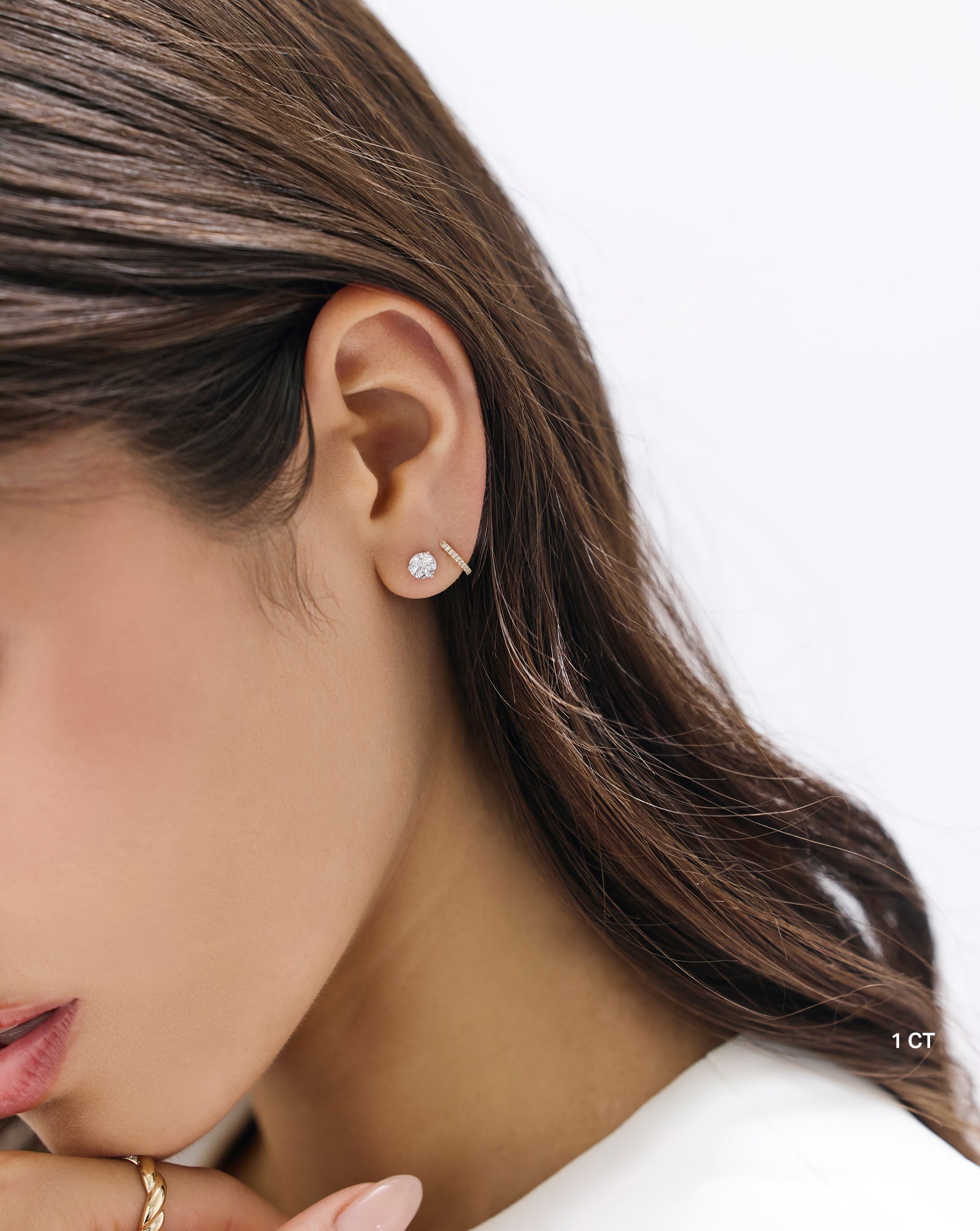 Round Diamond Studs