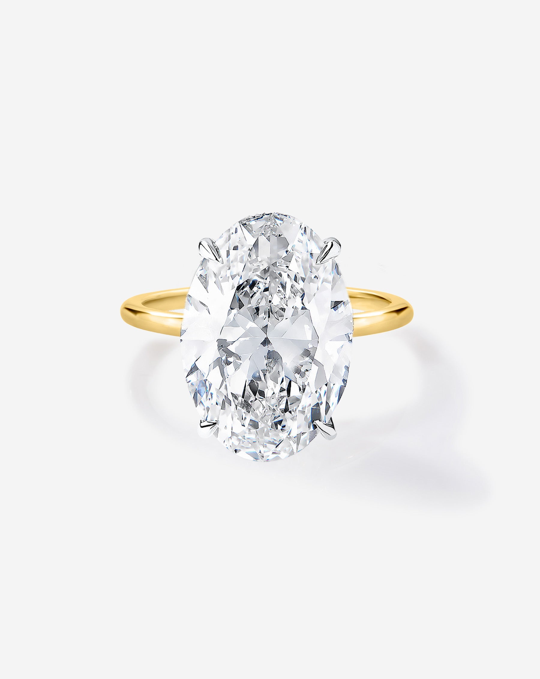 5.36 Oval Lab Diamond in Whisper Thin®