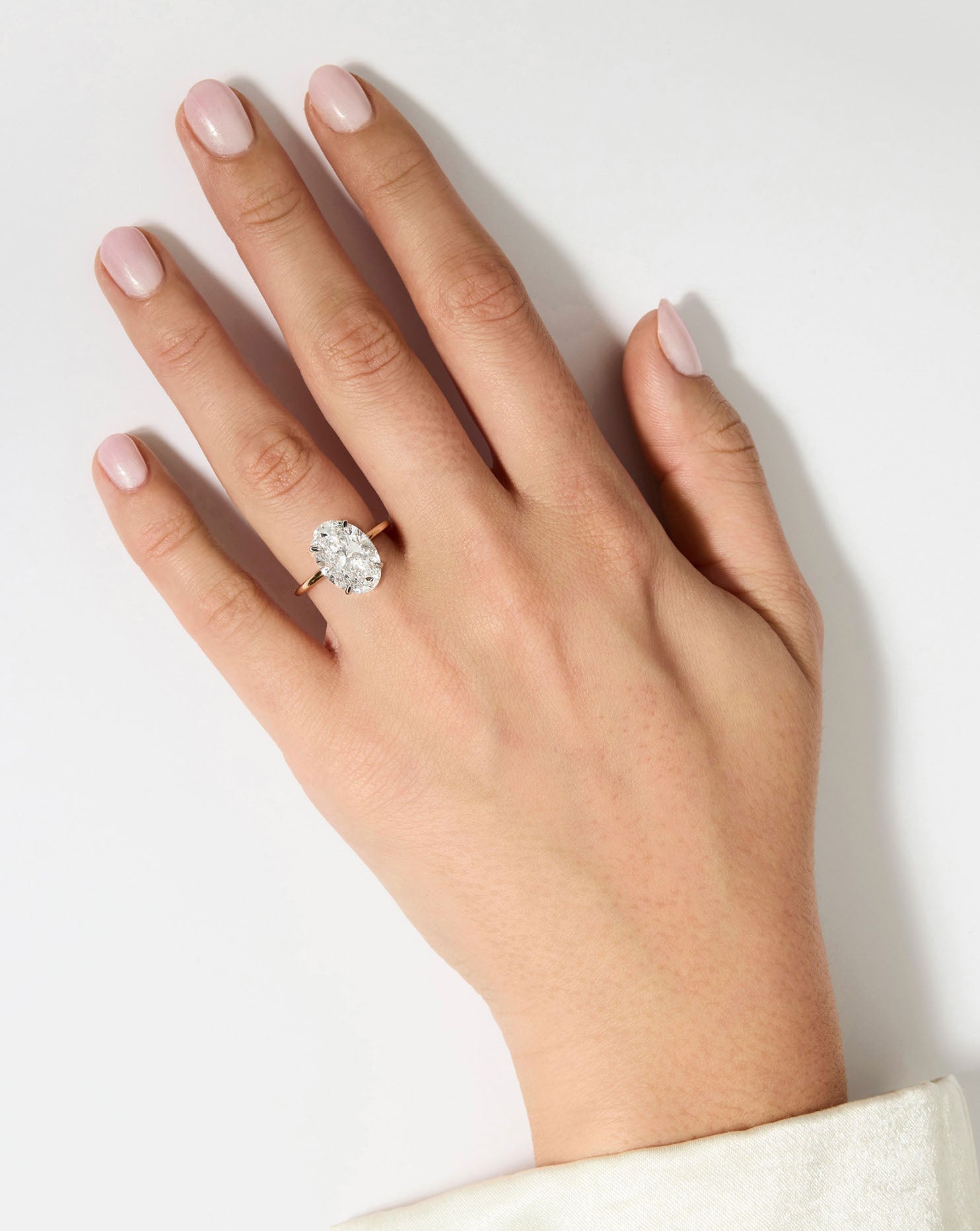 5.36 Oval Lab Diamond in Whisper Thin®
