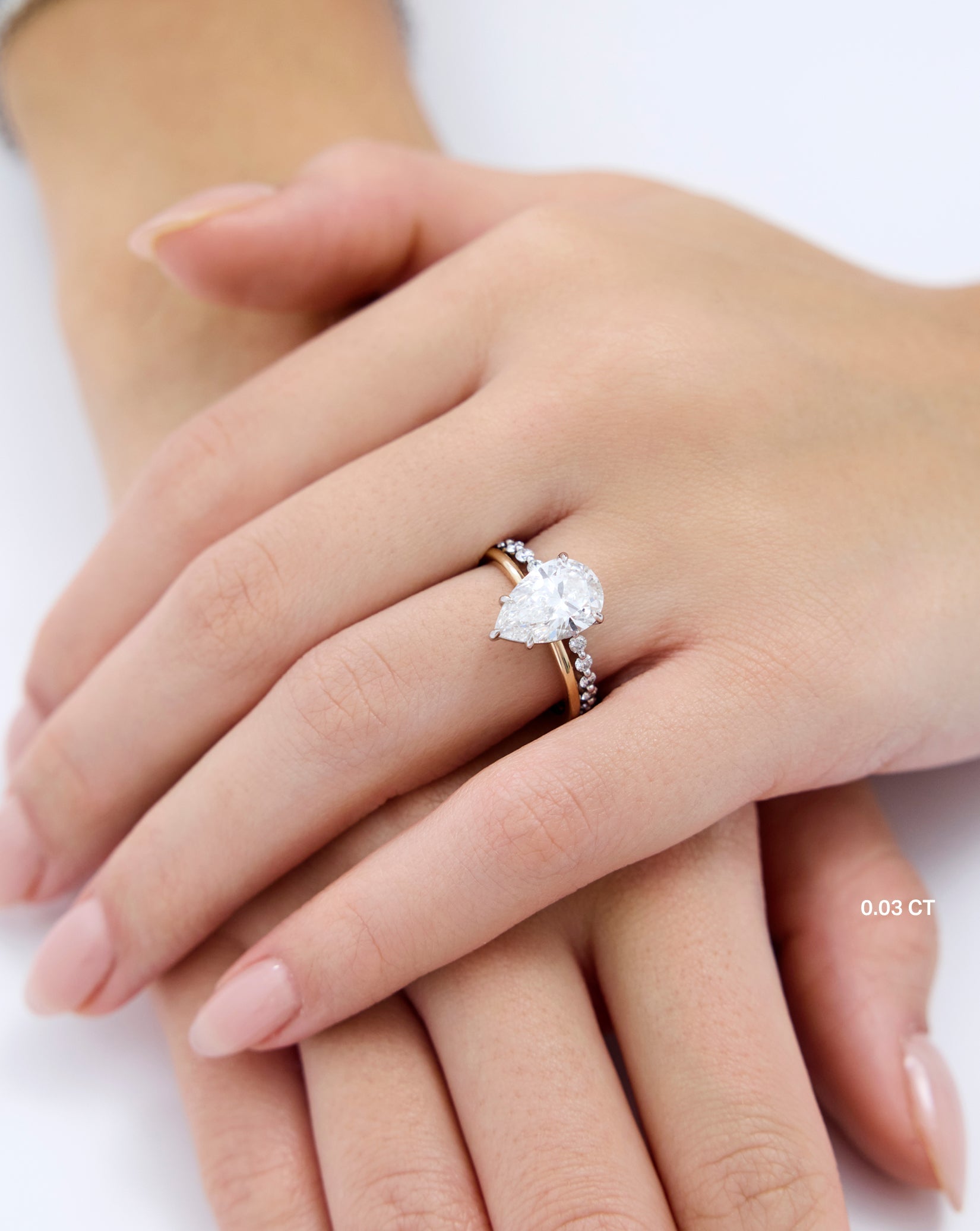 Single Prong Diamond Band