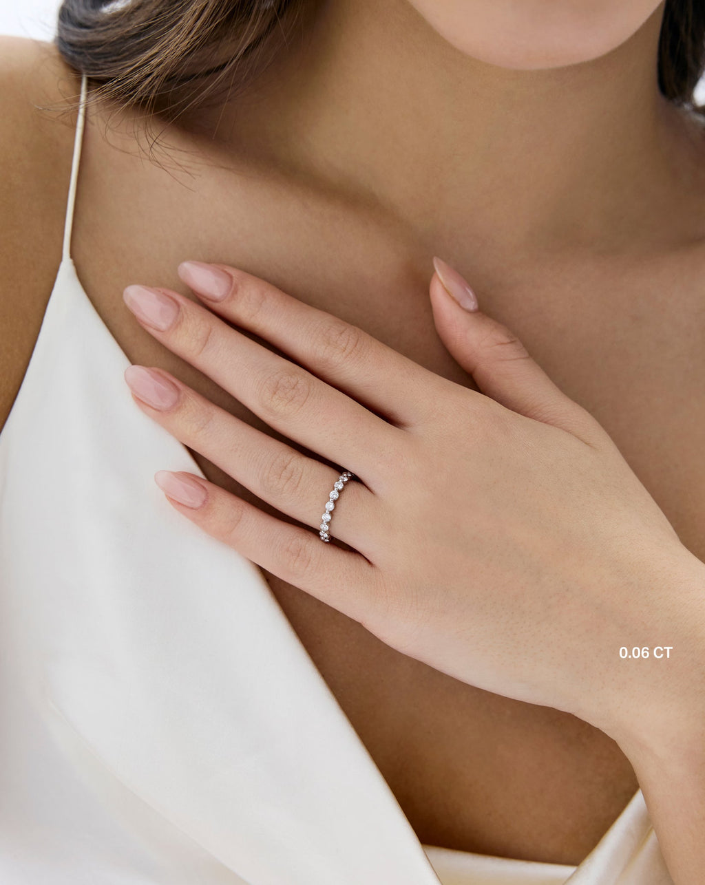Single Prong Lab Diamond Band