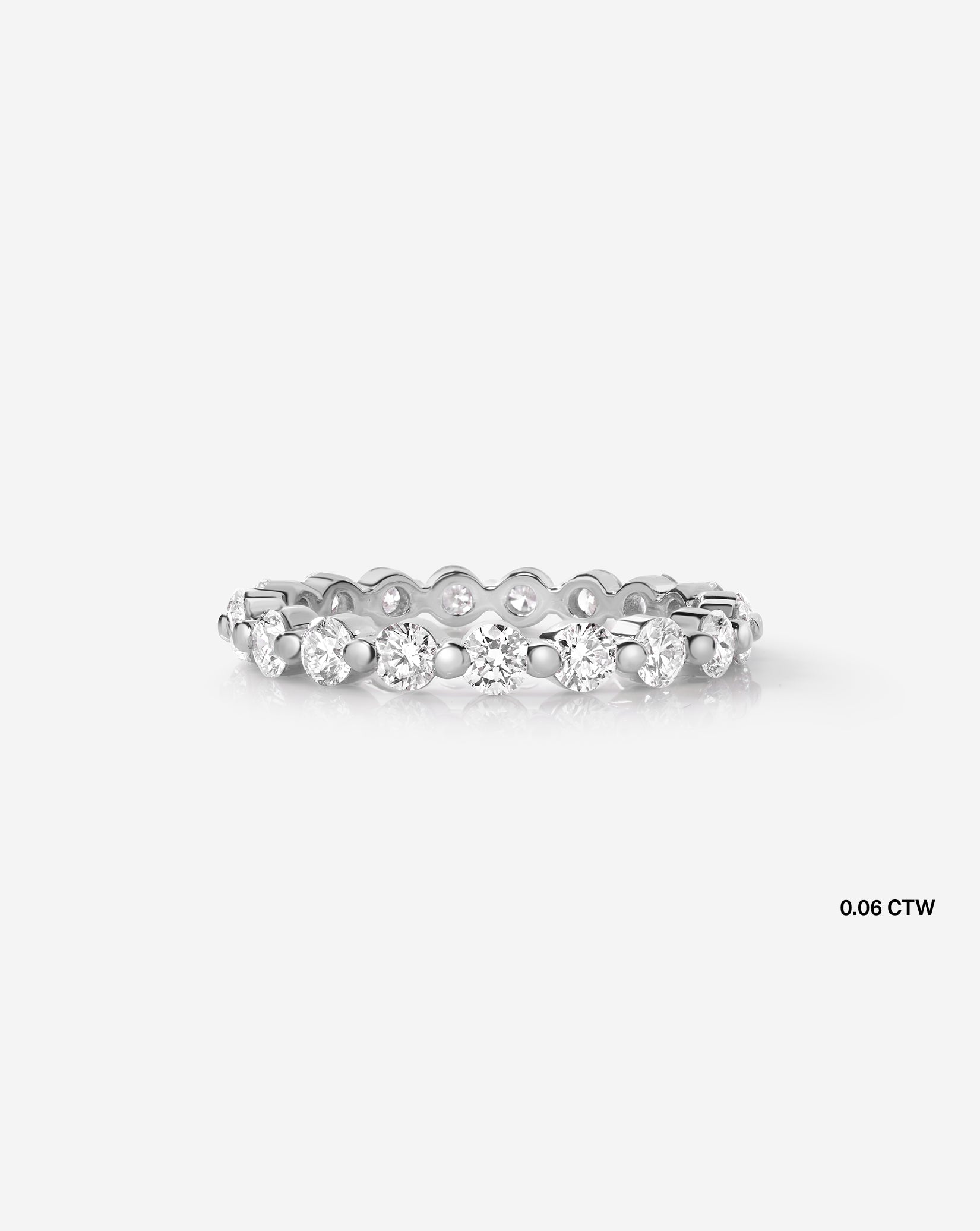 Single Prong Lab Diamond Band