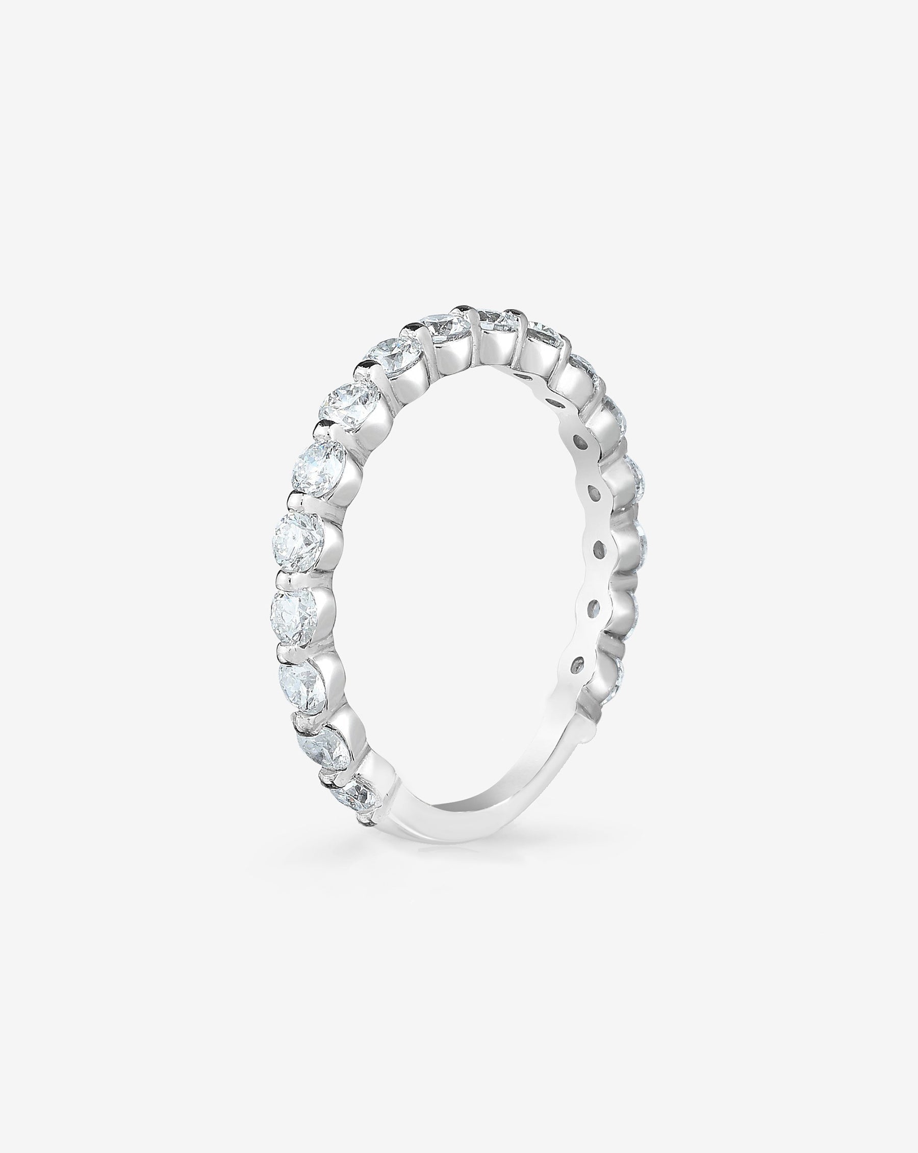 Single Prong 3/4 Lab Diamond Band