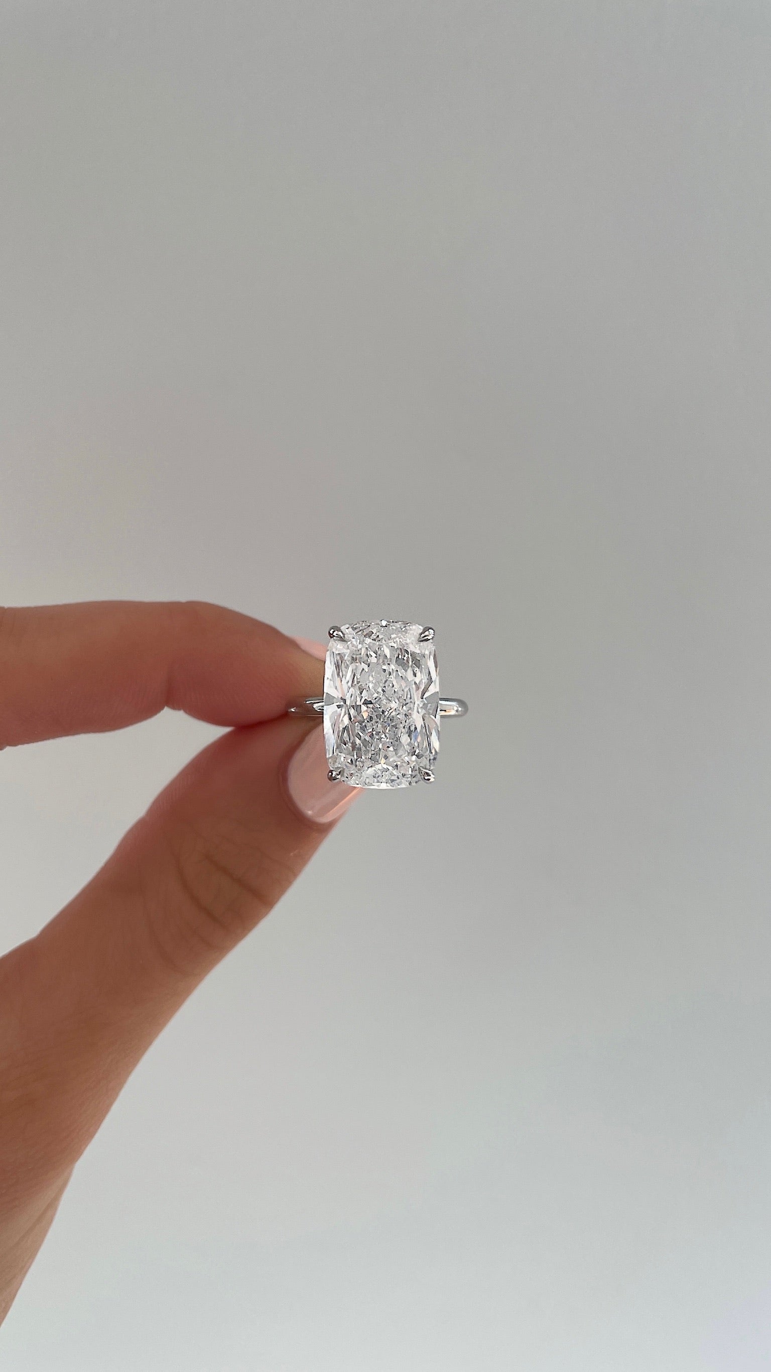10.01 Cushion Natural Diamond in Cloud Solitaire